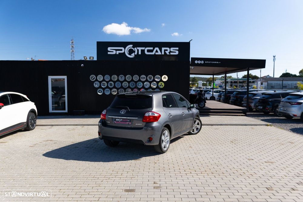 Toyota Auris 1.4 D-4D Comfort - 5