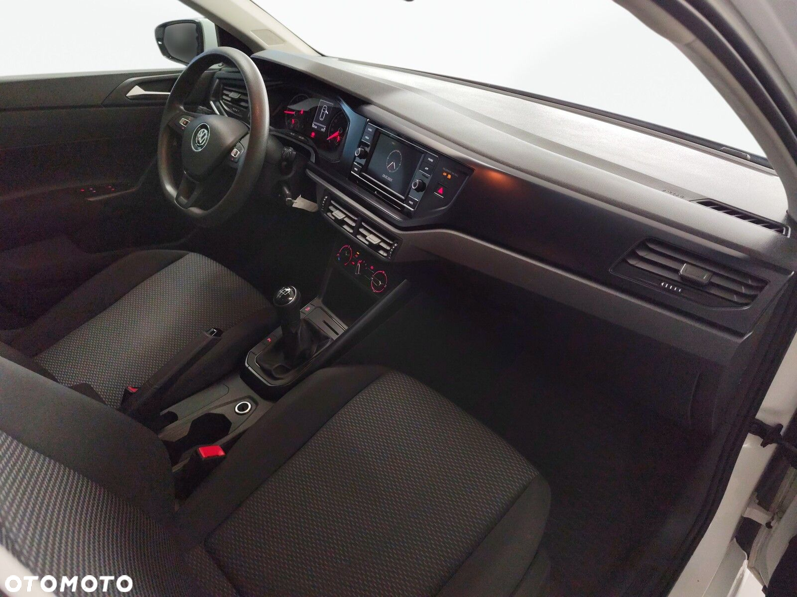 Volkswagen Polo - 18