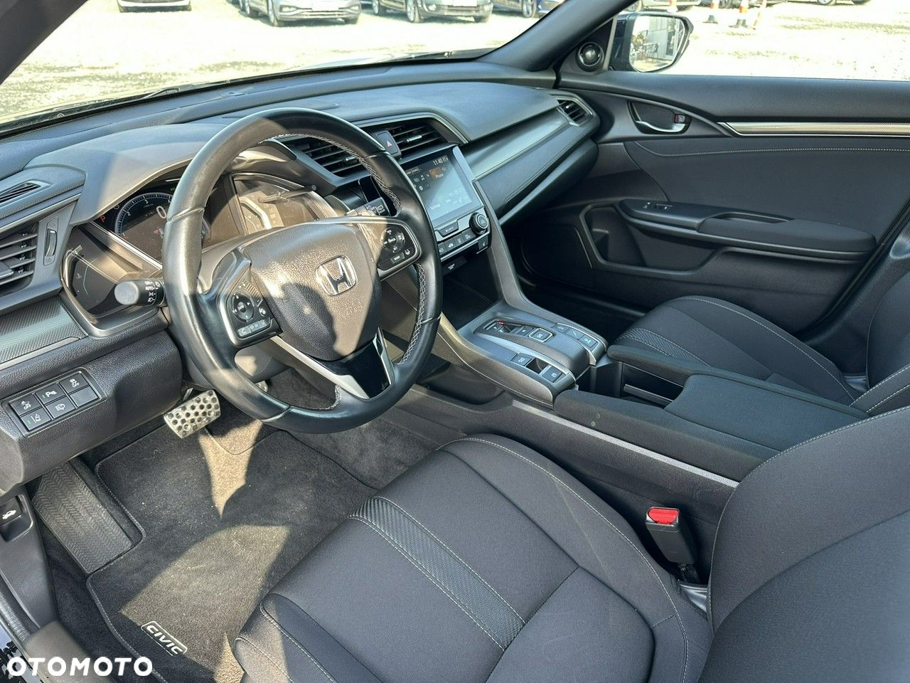 Honda Civic 1.6 i-DTEC Automatic Executive - 11