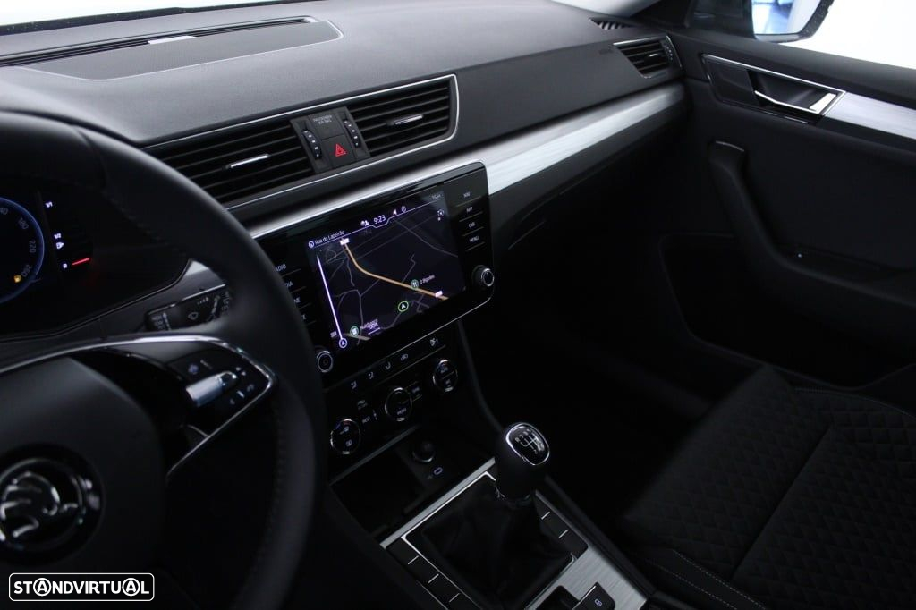 Skoda Superb Break 2.0 TDI Ambition - 33