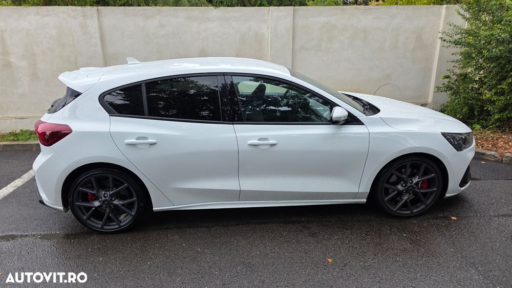 Ford Focus - 20