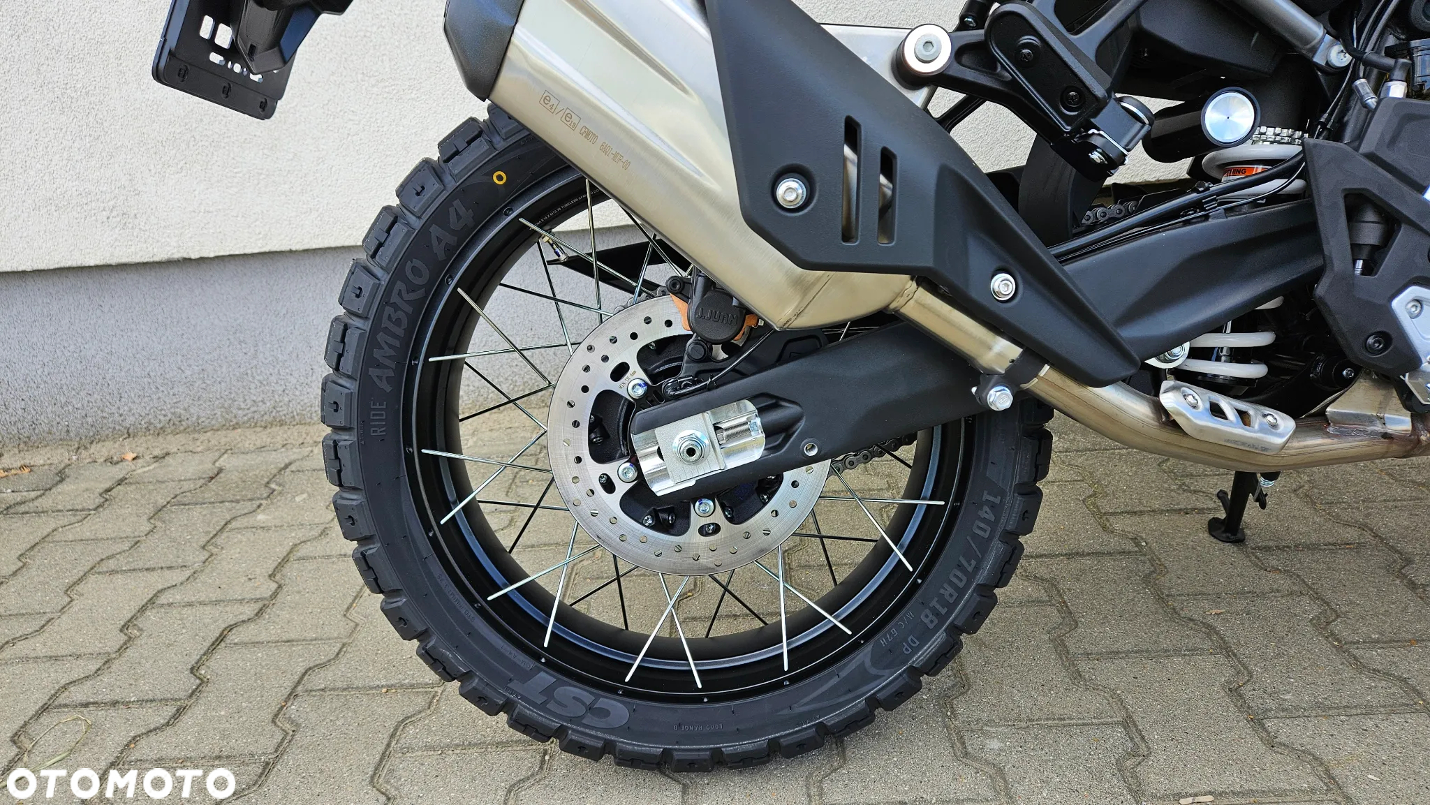 CFMoto MT - 11