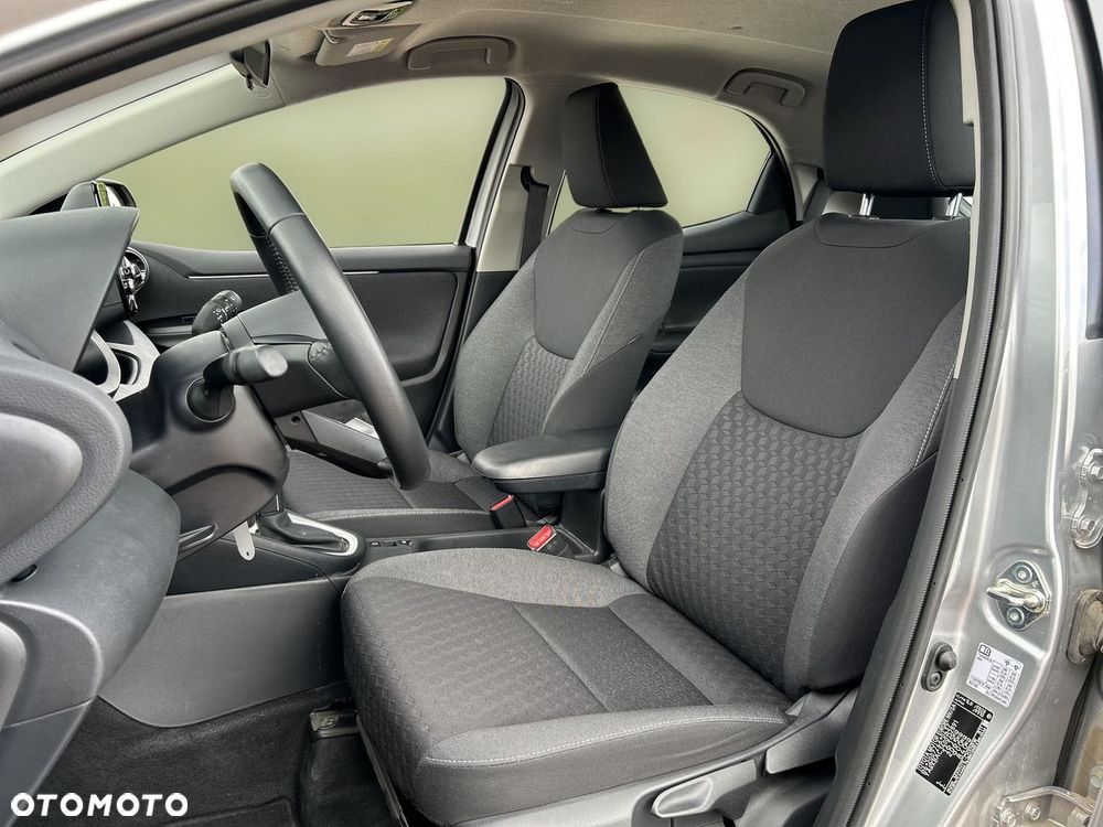 Toyota Yaris Hybrid 1.5 Comfort - 10