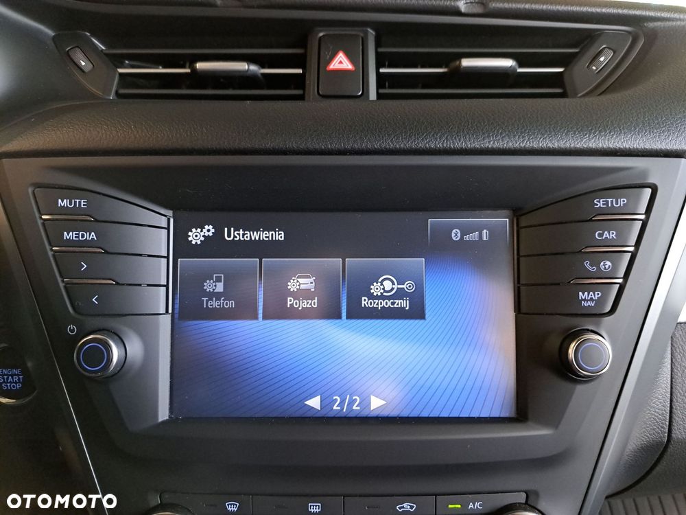Toyota Avensis - 26
