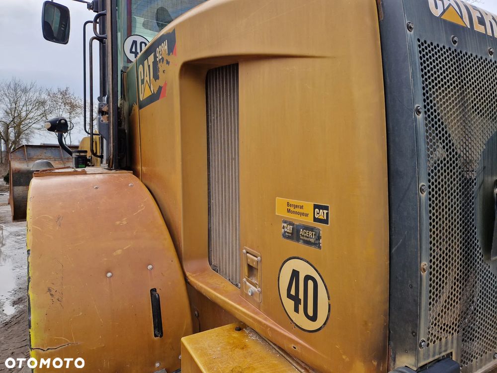 Caterpillar 928h - 9