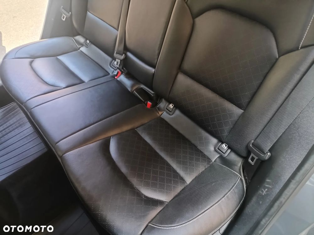 Kia XCeed 1.6 T-GDI L Business Line - 11