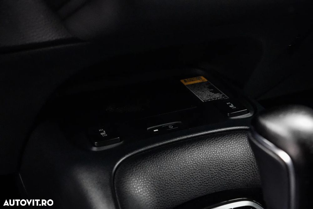 Toyota Corolla 1.8 HSD Dynamic - 25