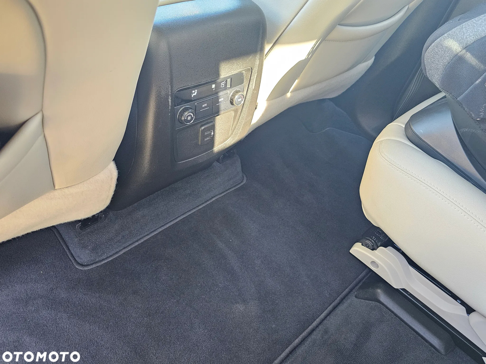 Buick Enclave - 22