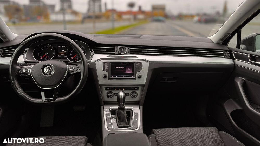Volkswagen Passat - 8