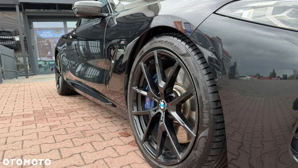 BMW Seria 8 - 17