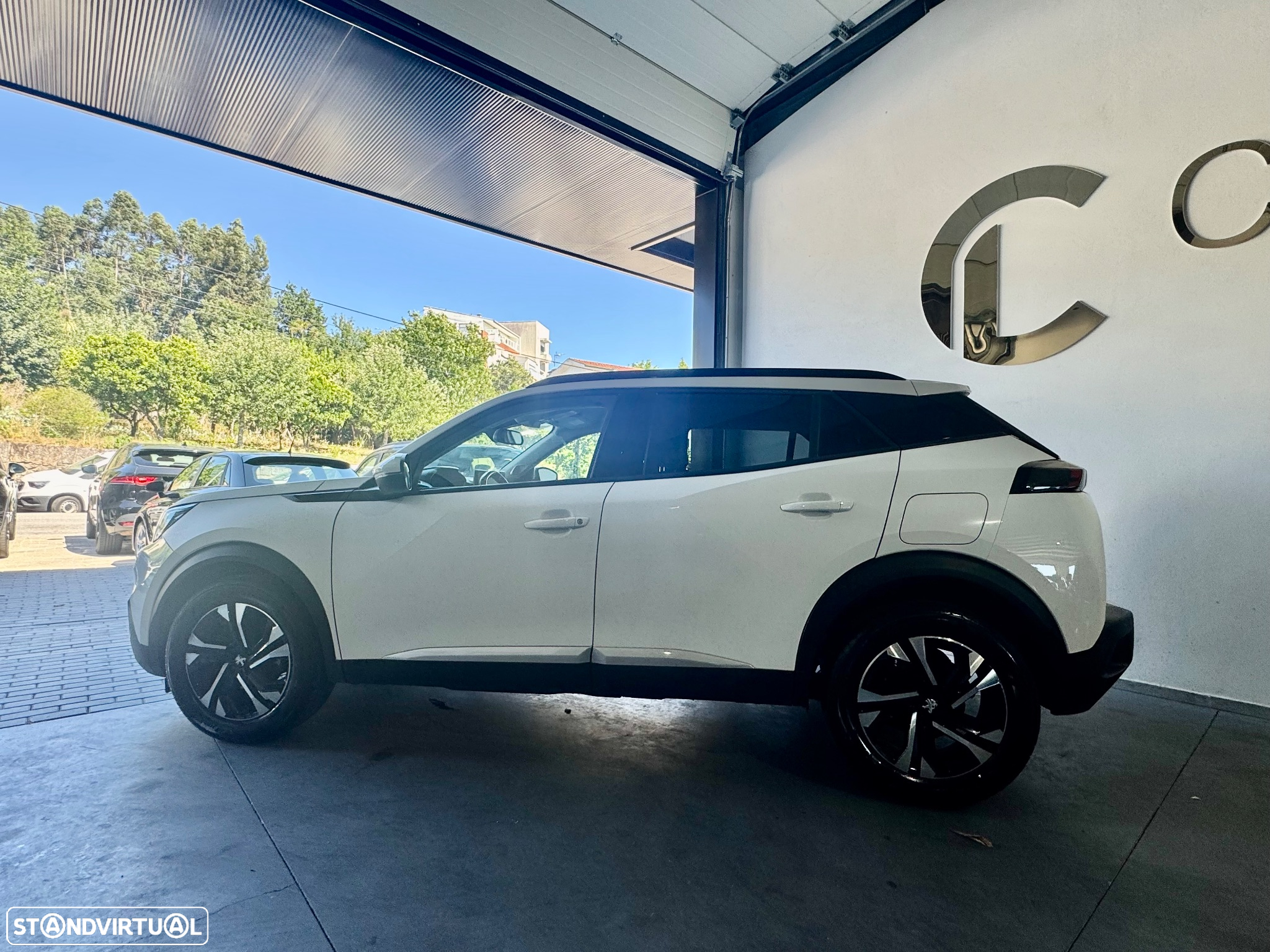 Peugeot 2008 1.2 PureTech Allure Pack - 3
