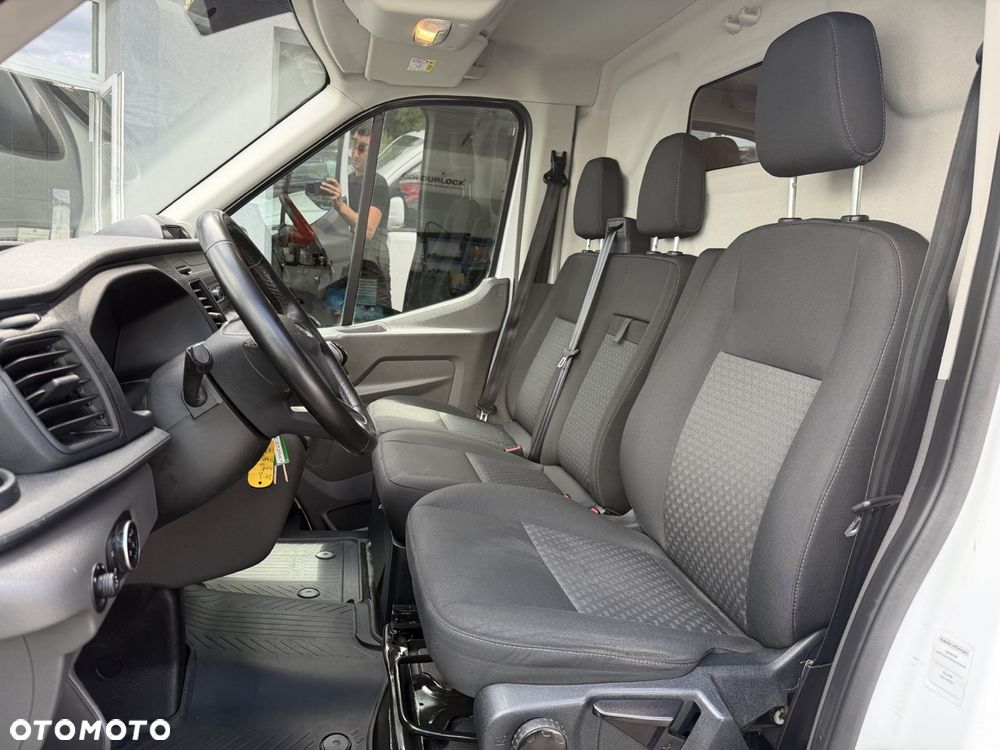 Ford Transit - 8