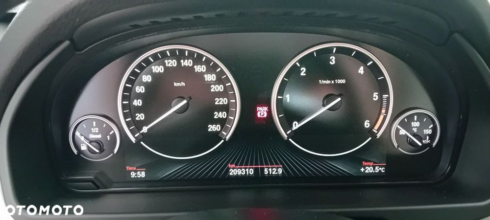 BMW X5 xDrive25d - 9