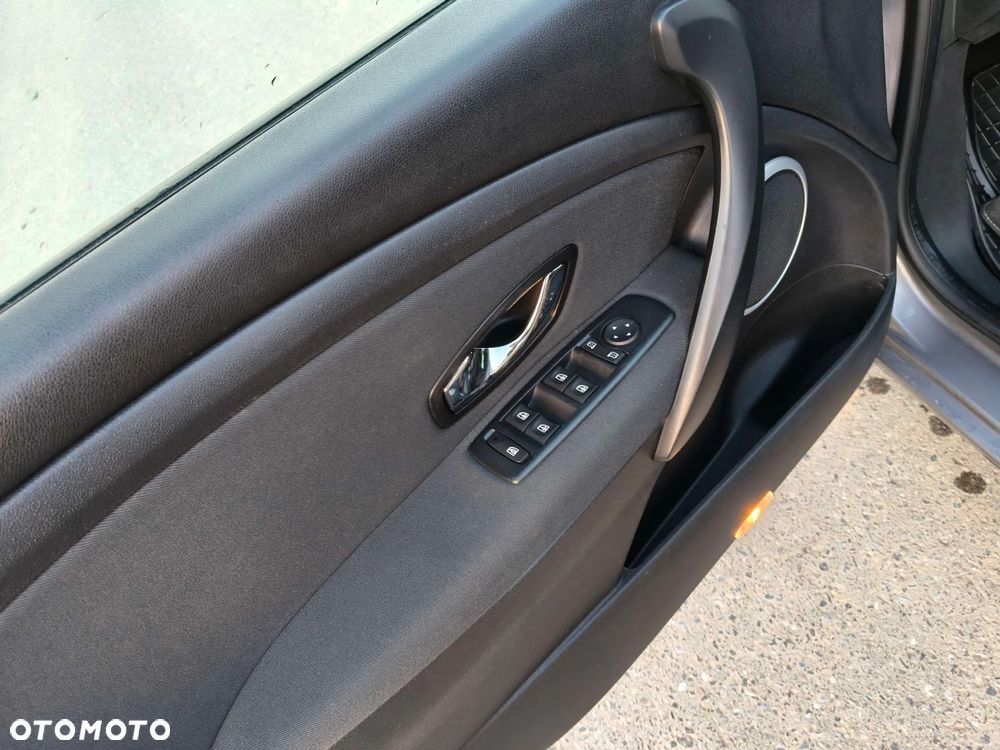 Renault Megane ENERGY TCe 115 Start & Stop Authentique - 14