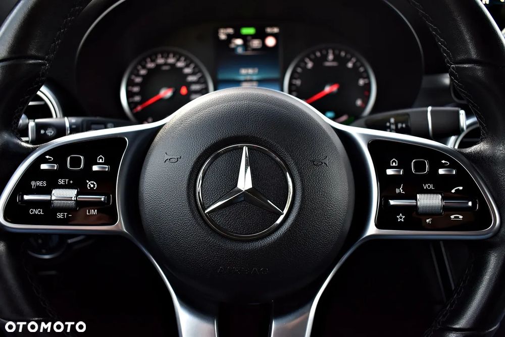 Mercedes-Benz GLC 300 de 4Matic 9G-TRONIC Exclusive - 33