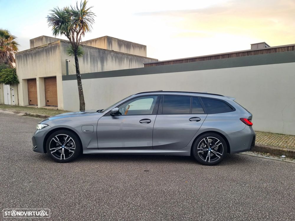 BMW 330 e Pack Desportivo M Auto - 6