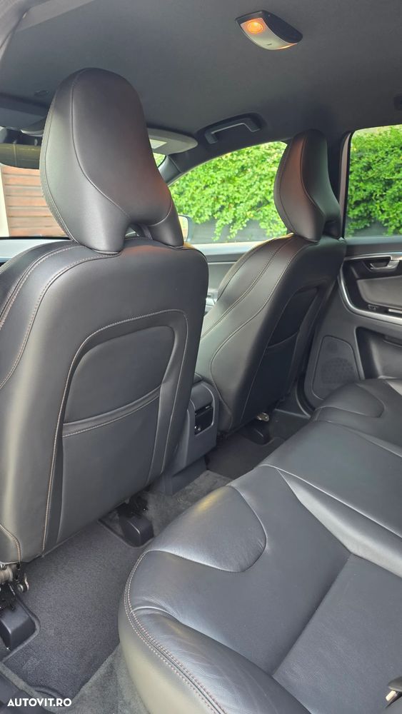 Volvo XC 60 - 13