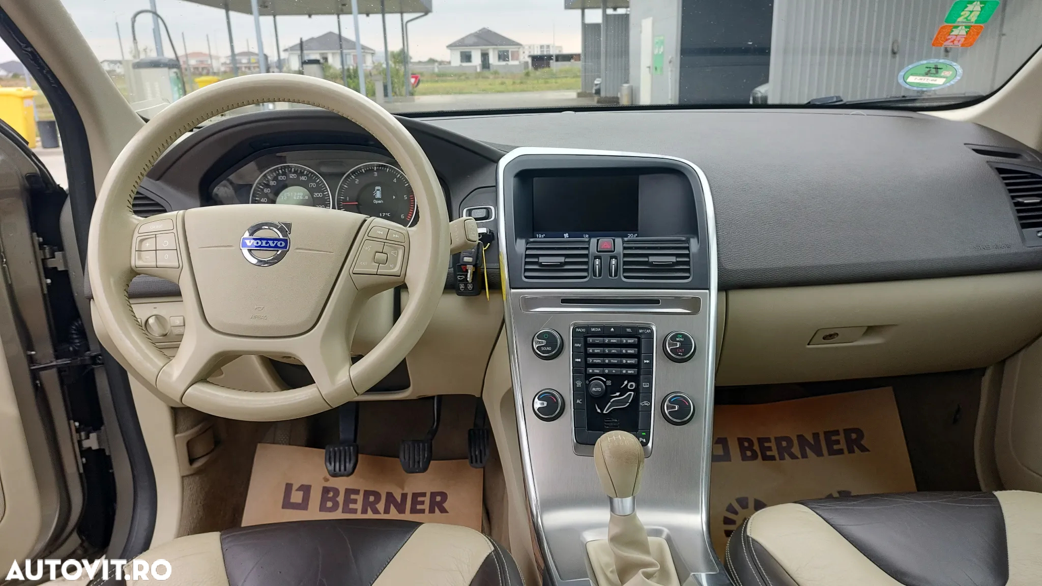 Volvo XC 60 D3 Kinetic - 14