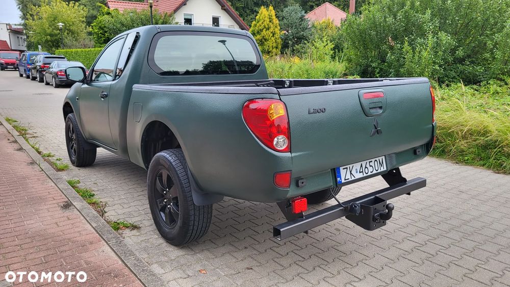 Mitsubishi L200 - 4