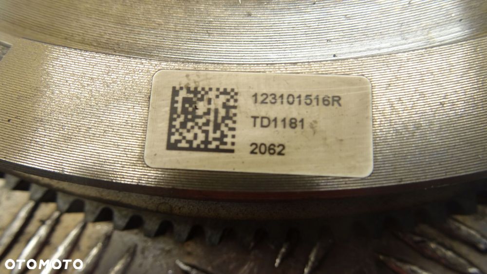 renault oe 302059239r 123101516r nr40 - 9