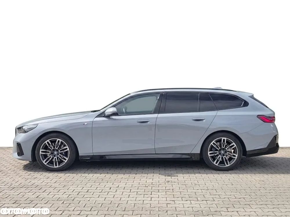 BMW Seria 5 520d xDrive mHEV M Sport - 3