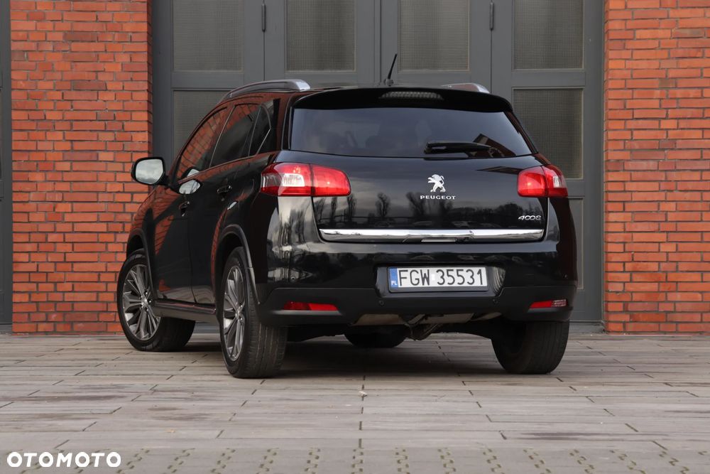 Peugeot 4008 - 15
