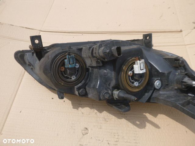 LAMPA LEWY PRZÓD LEWA PRZEDNIA HONDA CIVIC VII LIFT SEDAN 5D 04-06 - 17