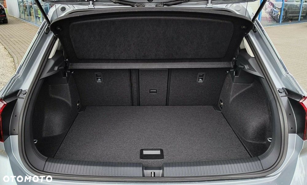 Volkswagen T-Roc - 22