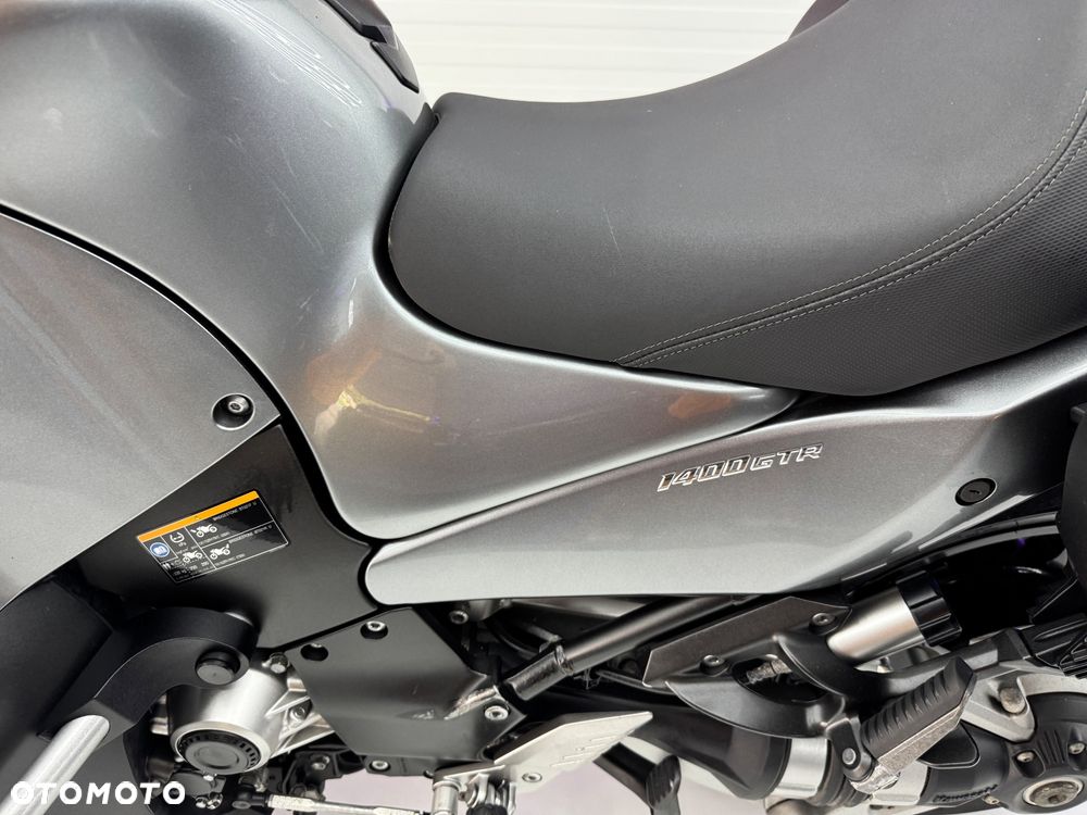 Kawasaki GTR - 29