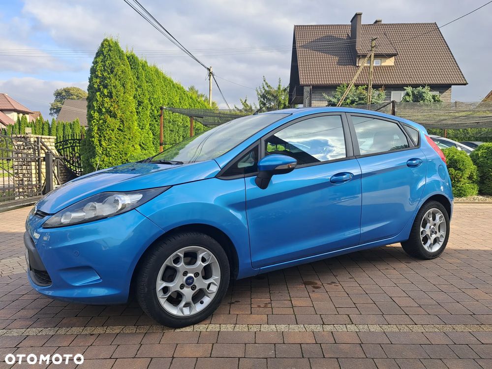 Ford Fiesta 1.25 Celebration - 21