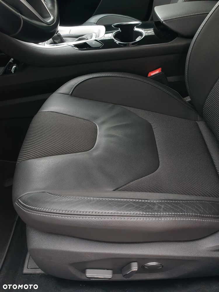 Ford Mondeo 2.0 TDCi STart-Stopp PowerShift-Aut Titanium - 9