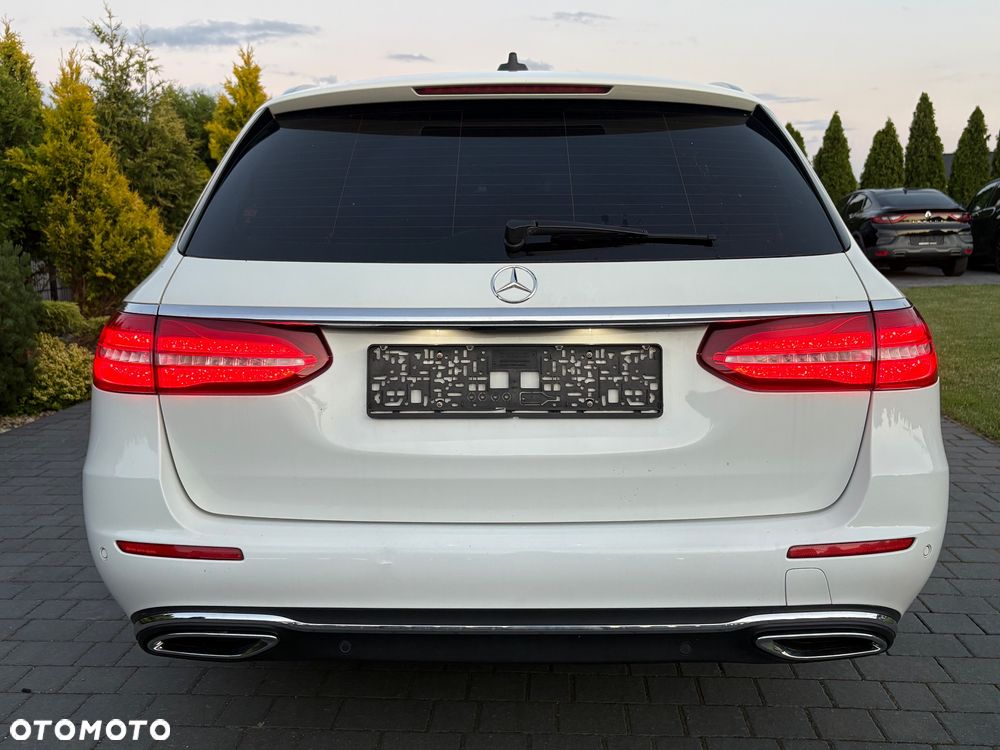 Mercedes-Benz Klasa E 220 d 9G-TRONIC Avantgarde - 14