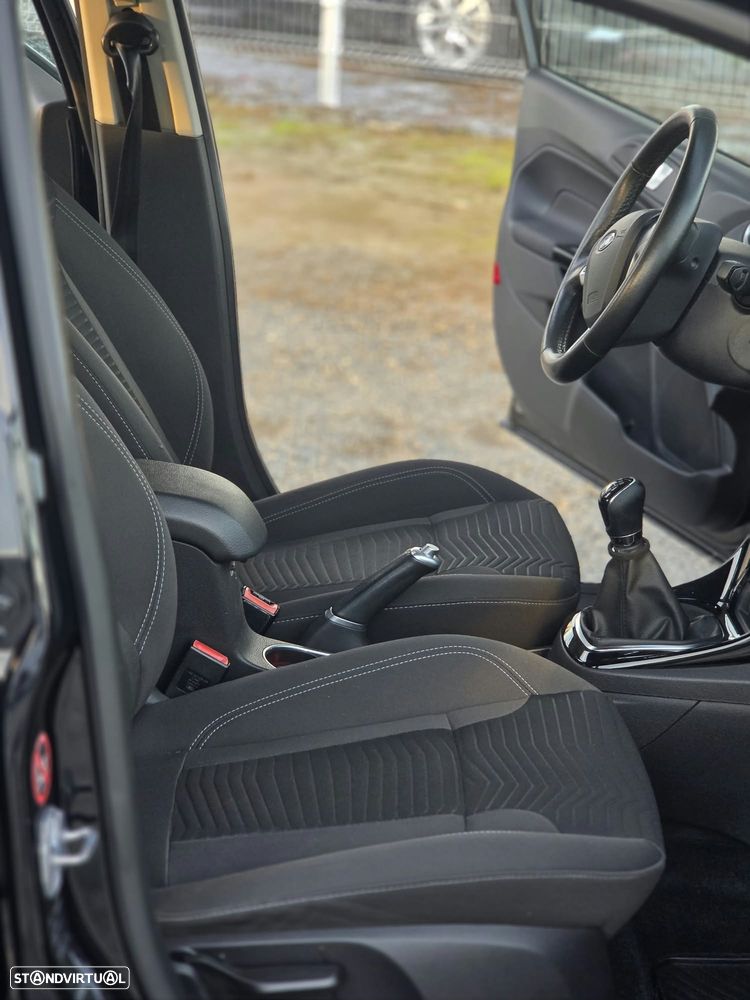 Ford Fiesta 1.0 T EcoBoost Titanium - 16