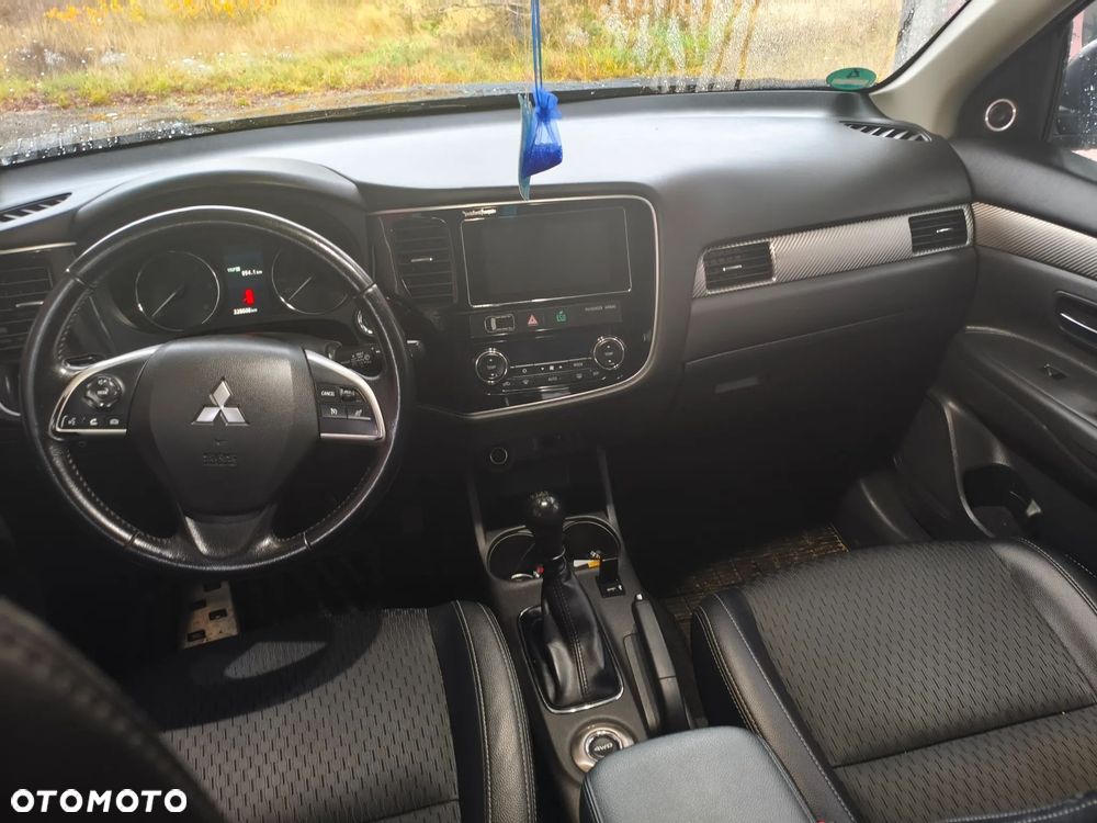 Mitsubishi Outlander 2.2 DI-D 4WD Invite - 6