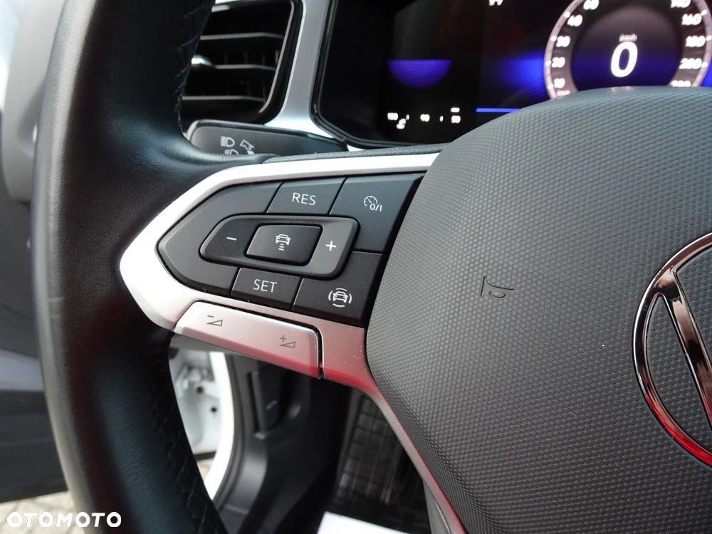 Volkswagen T-Roc 1.5 TSI Life - 21