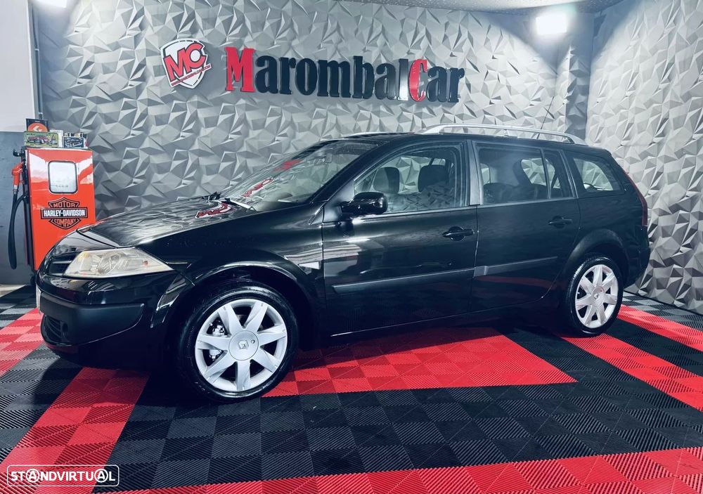Renault Mégane Break 1.5 dCi Dynamique S - 9