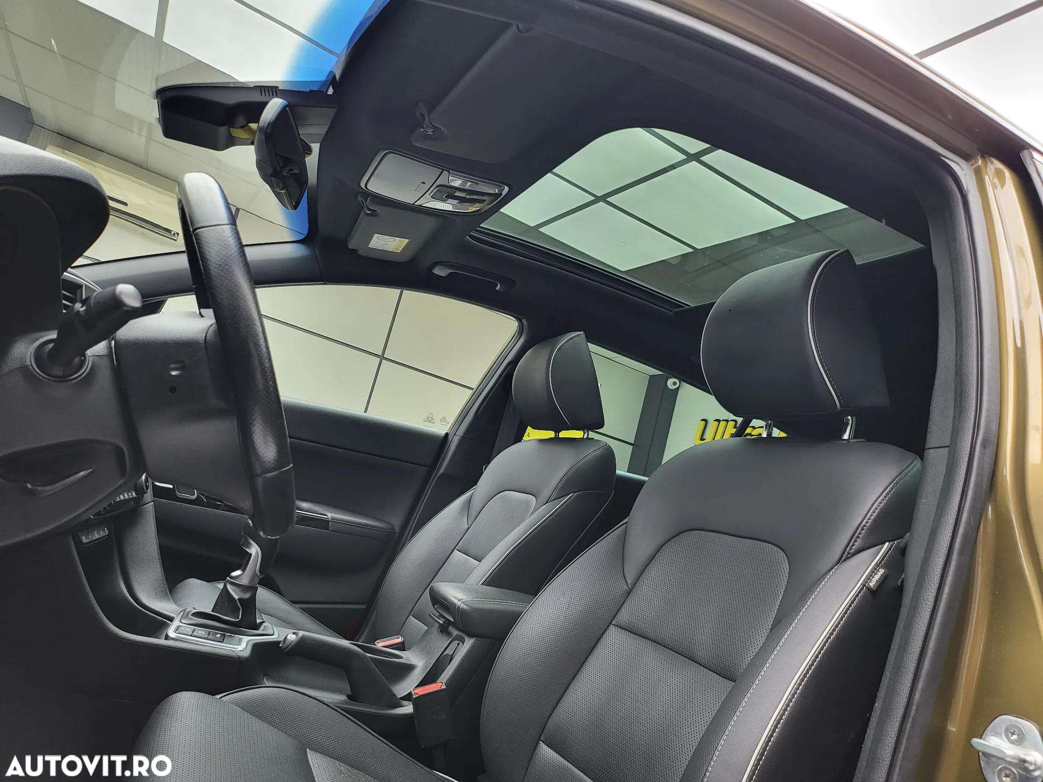 Kia Sportage 2,0 CRDI AWD GT Line - 16
