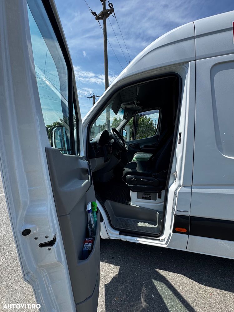 Mercedes-Benz Sprinter - 8