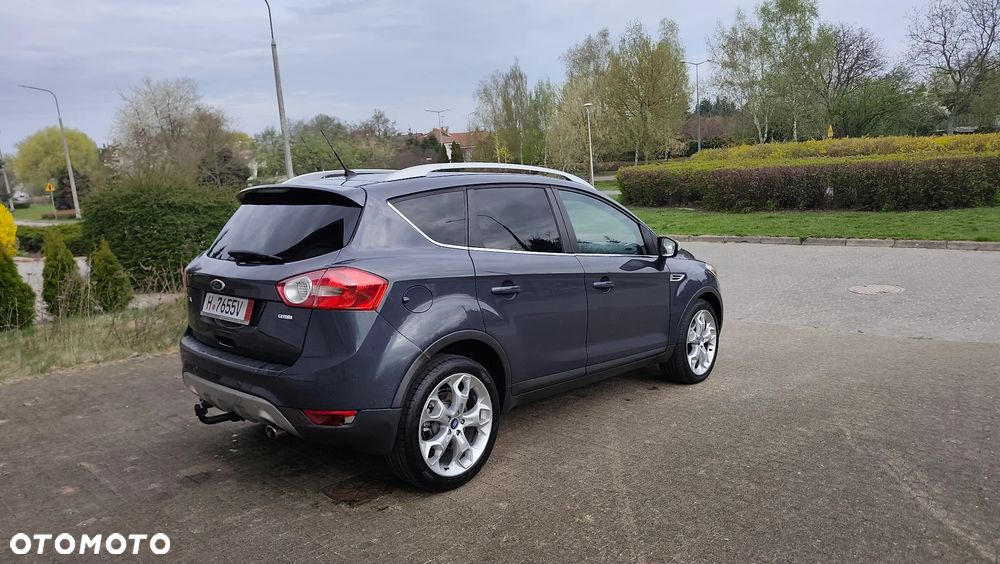 Ford Kuga 2.0 TDCi Titanium FWD - 29