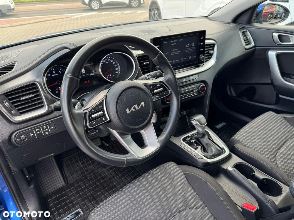 Kia Ceed 1.5 T-GDI M DCT - 8