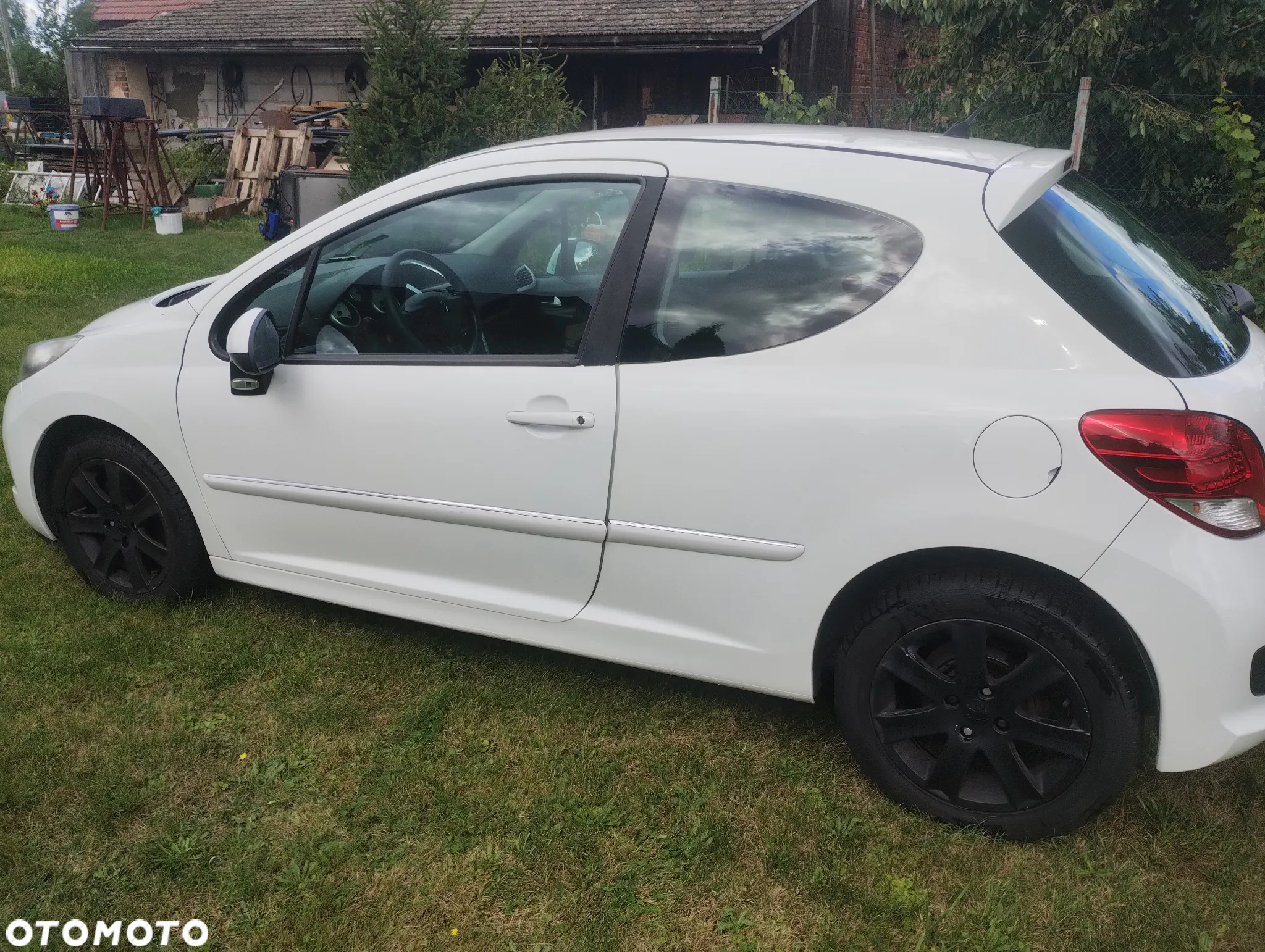 Peugeot 207 - 2