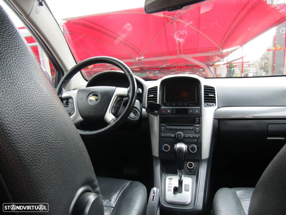 Chevrolet Captiva 2.0 VCDi LT 7L Aut. - 12