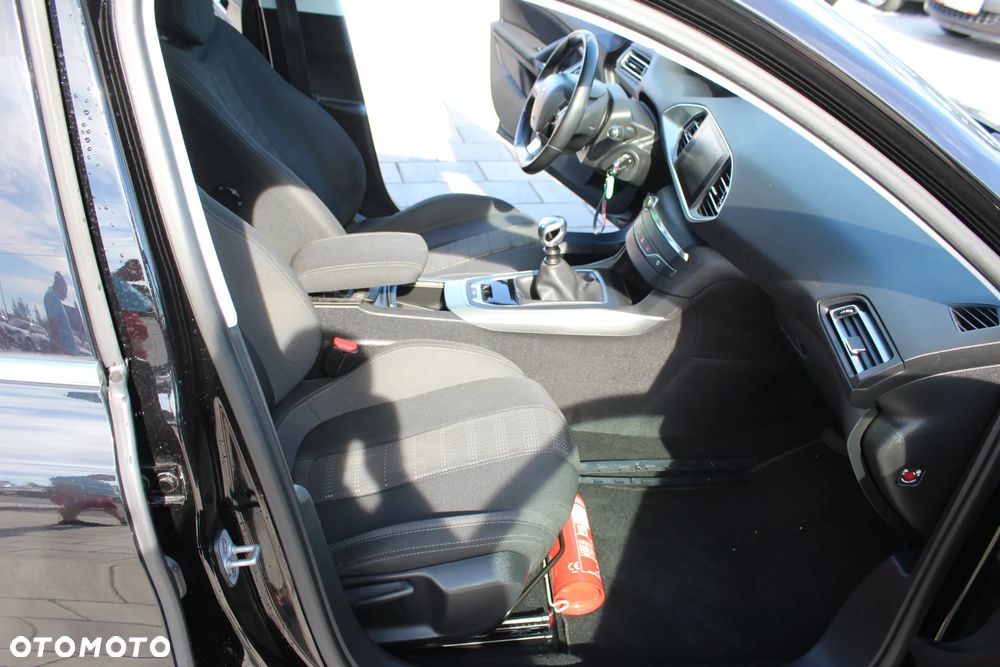 Peugeot 308 e-HDi FAP 115 Stop&Start Business Line Niveau 2 - 29