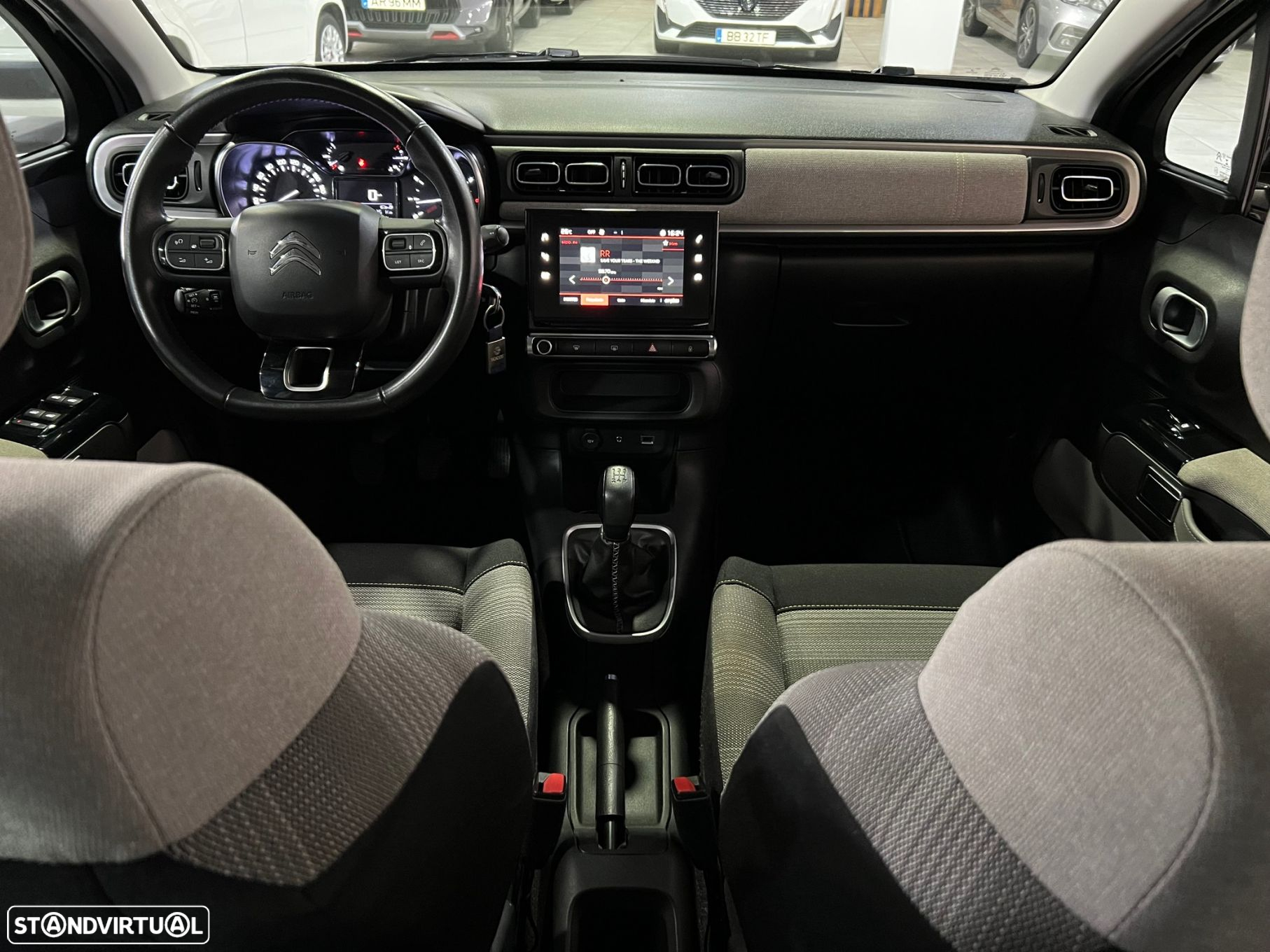 Citroën C3 1.2 PureTech Shine - 12