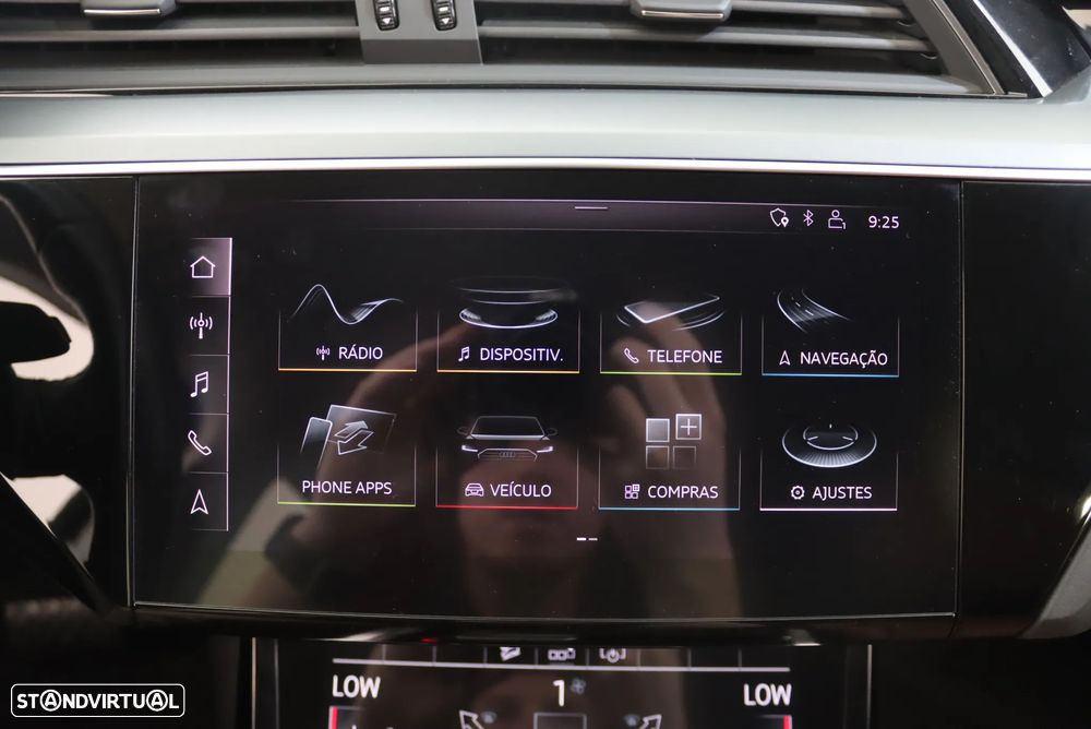 Audi e-tron 55 quattro - 25