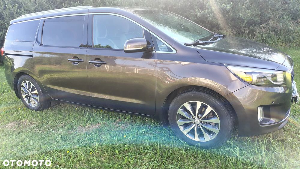 Kia Sedona 3.8 V6 LX - 10