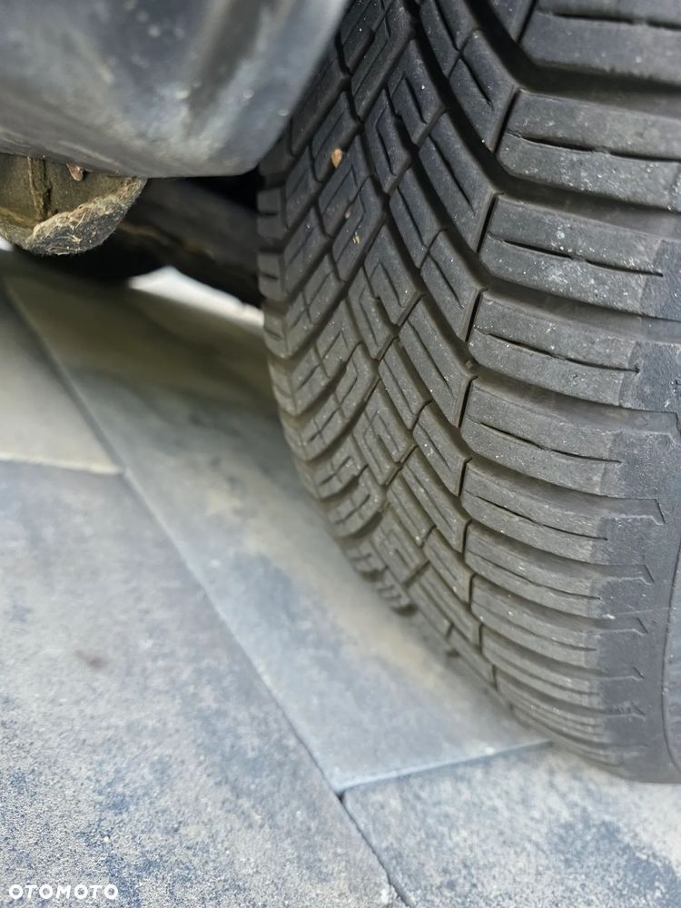 Ford TRANSIT CONNECT - 21