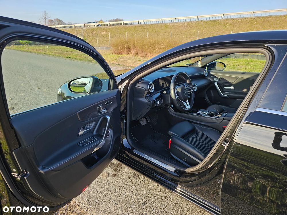 Mercedes-Benz Klasa A 220 4-Matic Progressive 7G-DCT - 7
