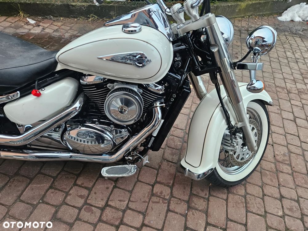 Suzuki VL 800 Volusia - Boulevard C50 - 3