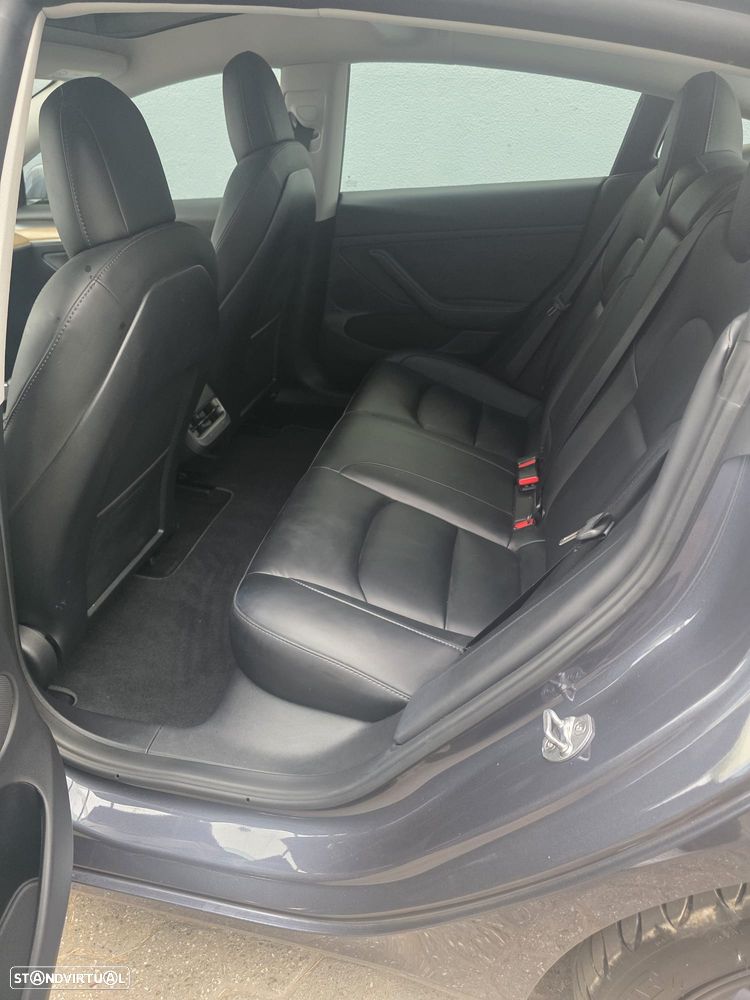 Tesla Model 3 - 22